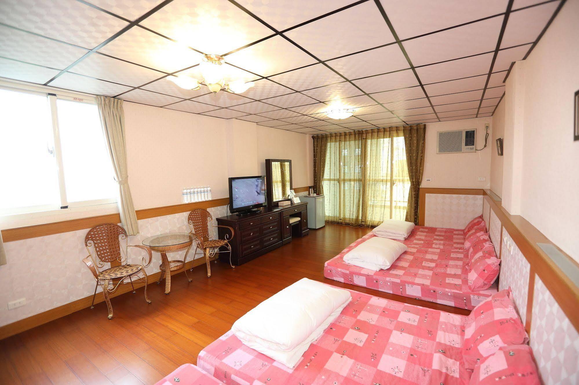 First Place B&B Хуалянь Экстерьер фото