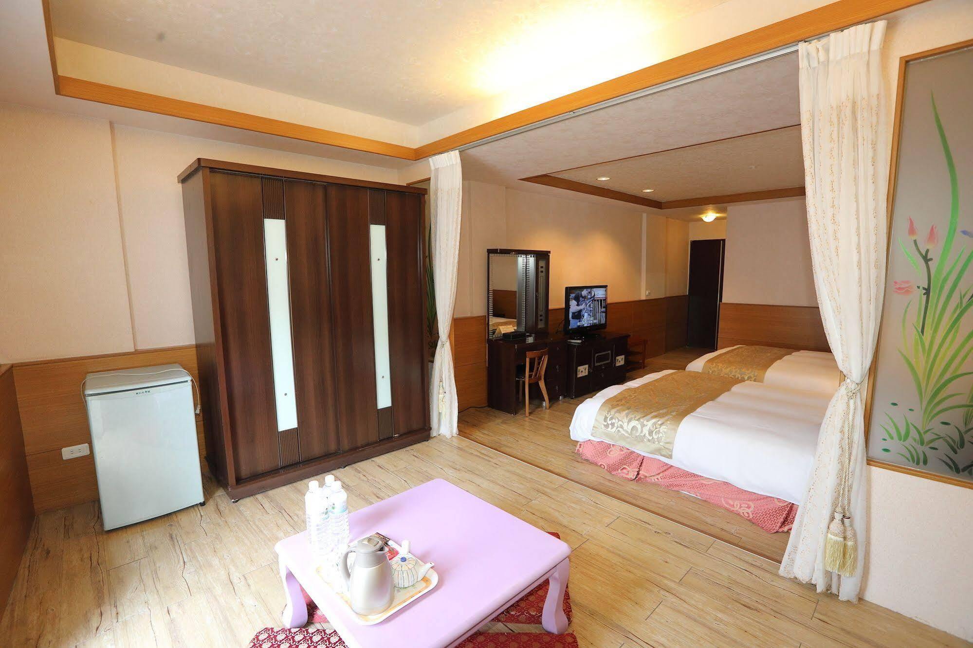 First Place B&B Хуалянь Экстерьер фото